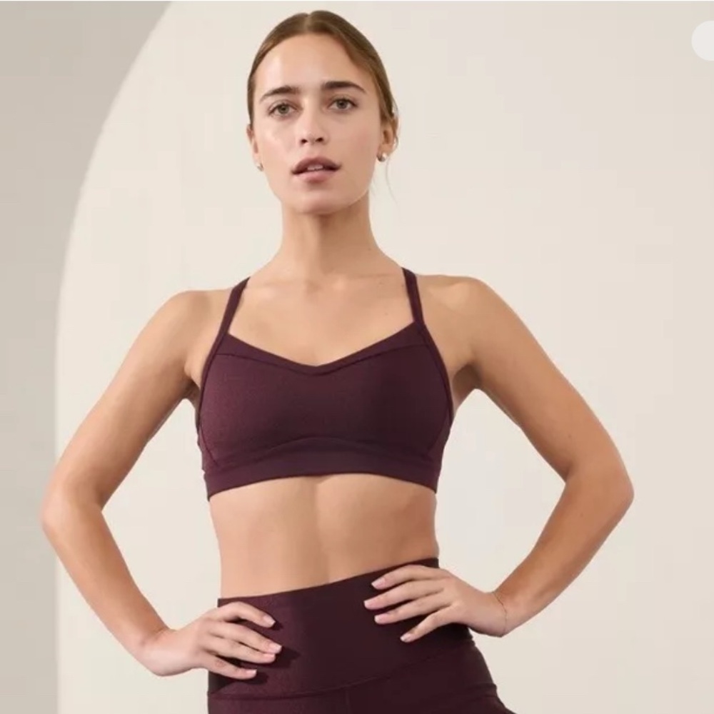 NWT Athleta Vital Spice Cabernet Bra Size XS (best for A-C Cups)